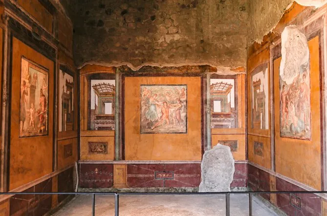 Pompeii Guided Tour with Skip-the-Line